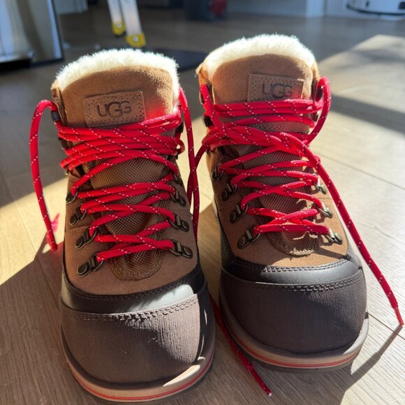 UGG DRY TECH VIBRANT (SIZE 6) - Picture 3 of 6